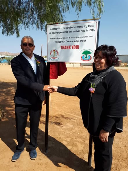 Ruimte Primary School netball field - handover